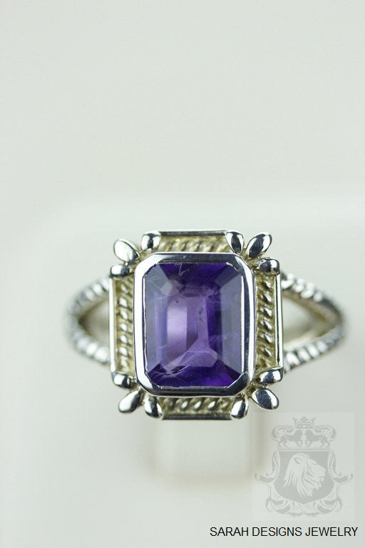 Size 8 Amethyst Sterling Silver Ring r718