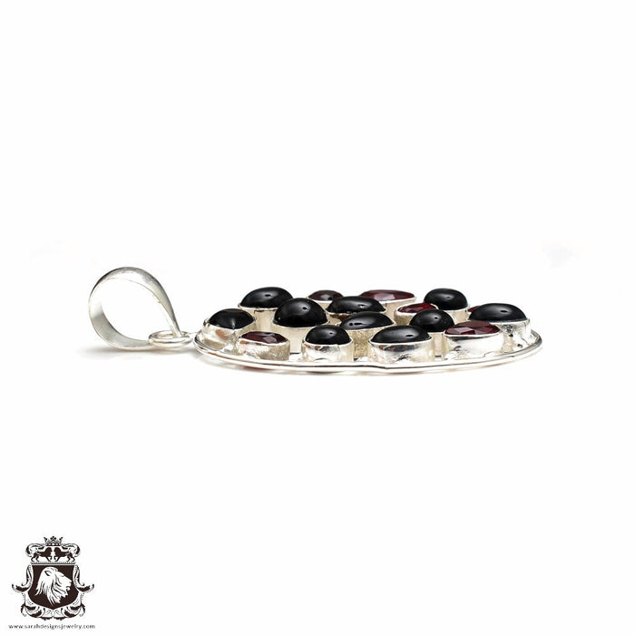 Onyx Garnet Pendant & Chain P9322
