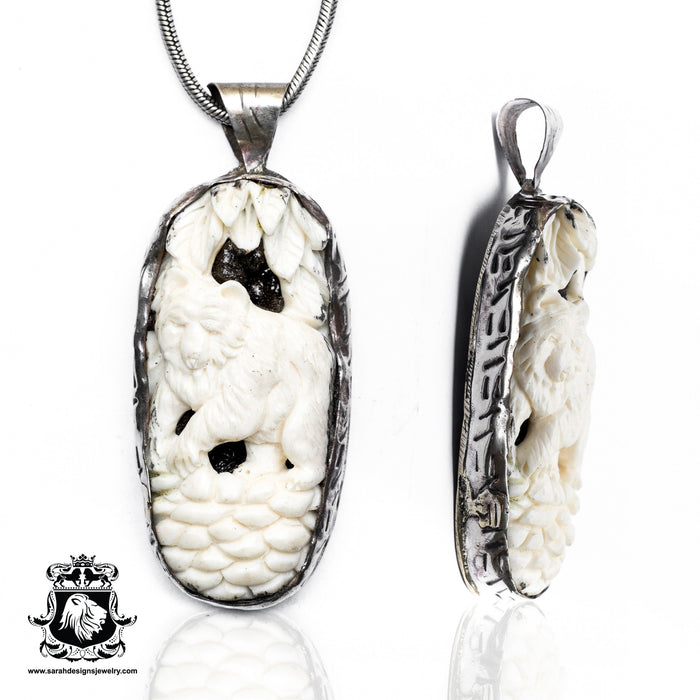 Bear in an Acorn  Carving Silver Pendant & Chain N226