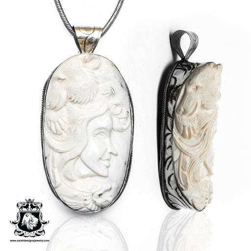 Shamanic Journeying Bear  Carving Silver Pendant & Chain N385
