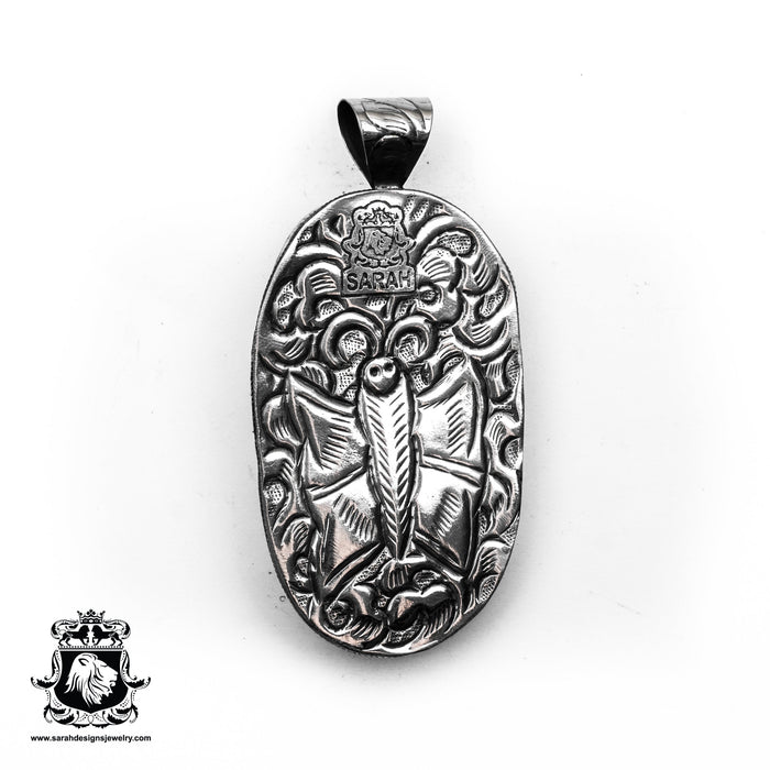 Shamanic Journeying Bear  Carving Silver Pendant & Chain N385