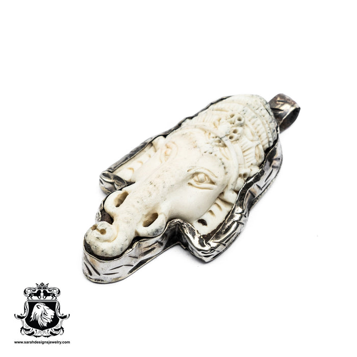 Ganesha  Carving Silver Pendant & Chain N95