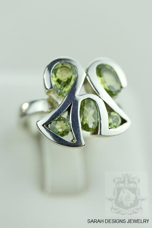 Size 7.5 Peridot Sterling Silver Ring r939