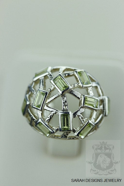 Size 7 Peridot Sterling Silver Ring r893